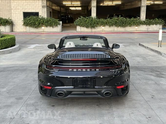 2024 Porsche 911 Turbo S Cabriolet - miniatura 28