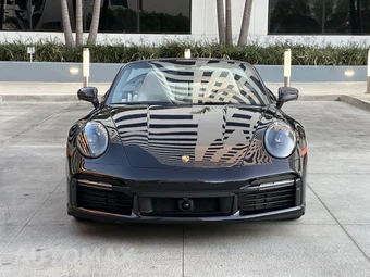 2024 Porsche 911 Turbo S Cabriolet - miniatura 3