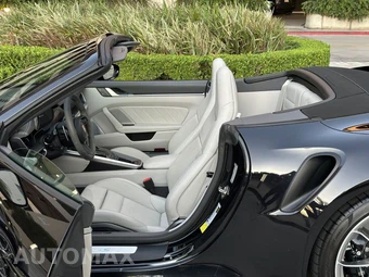 2024 Porsche 911 Turbo S Cabriolet - miniatura 9