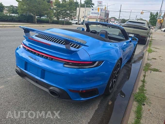 2024 Porsche 911 Turbo S Cabriolet - miniatura 3