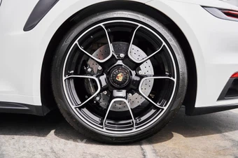 2024 Porsche 911 Turbo S - miniatura 28