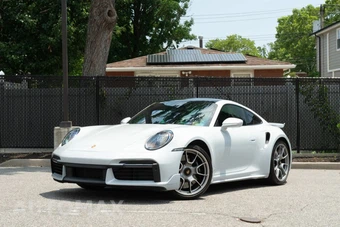 2024 Porsche 911 Turbo - miniatura 3