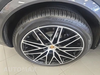 2024 Porsche Cayenne Coupe – miniatura 10