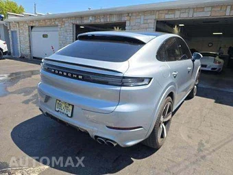 2024 Porsche Cayenne S Coupe – miniatura 3