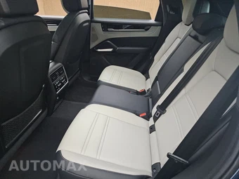 2024 Porsche Cayenne S – miniatura 13