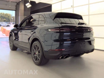 2024 Porsche Cayenne S – miniatura 6