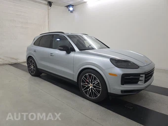 2024 Porsche Cayenne S - miniatura 3