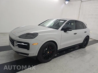 2024 Porsche Cayenne S