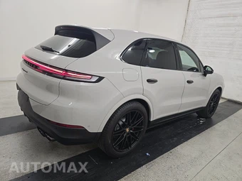 2024 Porsche Cayenne S – miniatura 4
