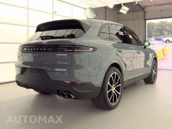 2024 Porsche Cayenne S – miniatura 4