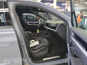 2024 Porsche Cayenne S – miniatura 8