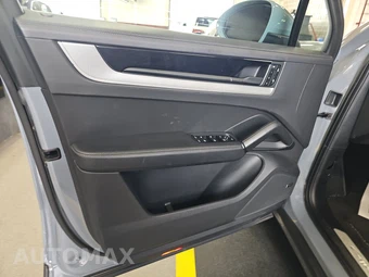 2024 Porsche Cayenne S – miniatura 9