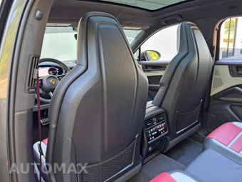 2024 Porsche Cayenne Turbo E-Hybrid Coupe - miniatura 37