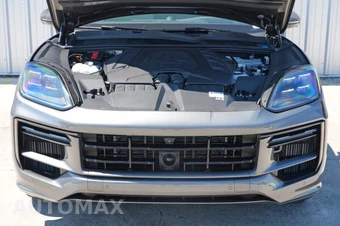 2024 Porsche Cayenne Turbo E-Hybrid Coupe - miniatura 6