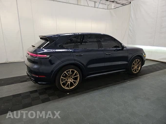 2024 Porsche Cayenne Turbo E-Hybrid – miniatura 4
