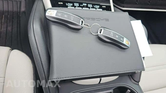 2024 Porsche Cayenne Turbo E-Hybrid - miniatura 21