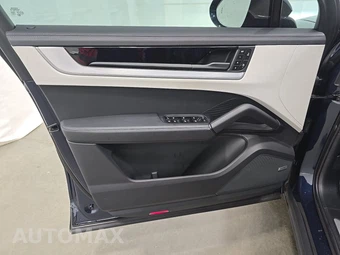 2024 Porsche Cayenne Turbo E-Hybrid - miniatura 9