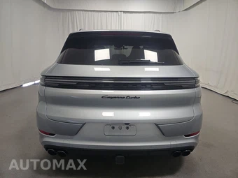 2024 Porsche Cayenne Turbo E-Hybrid - miniatura 5