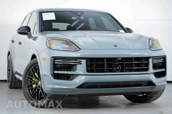 2024 Porsche Cayenne Turbo E-Hybrid - miniatura 2