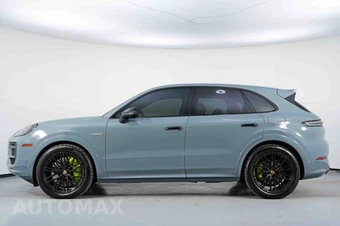 2024 Porsche Cayenne Turbo E-Hybrid - miniatura 7