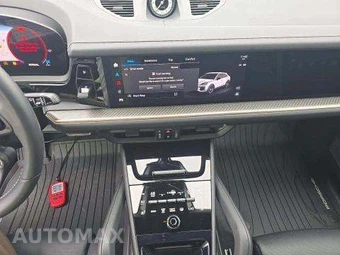 2024 Porsche Cayenne Turbo GT – miniatura 11