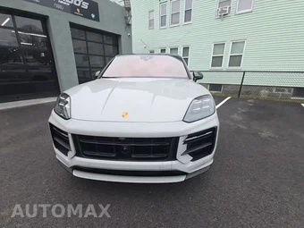 2024 Porsche Cayenne Turbo GT – miniatura 2