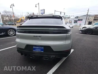 2024 Porsche Cayenne Turbo GT – miniatura 4