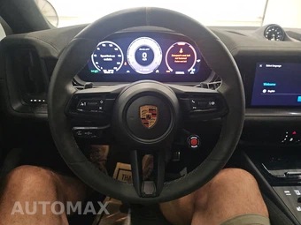 2024 Porsche Cayenne Turbo GT – miniatura 10