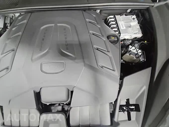 2024 Porsche Cayenne Turbo GT – miniatura 21