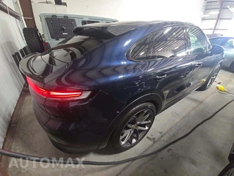 2024 Porsche Cayenne Turbo GT – miniatura 3