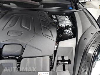 2024 Porsche Cayenne Turbo GT – miniatura 21