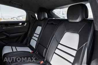 2024 Porsche Cayenne Turbo GT - miniatura 48