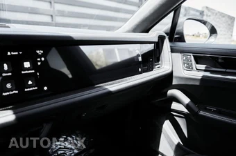 2024 Porsche Cayenne Turbo GT - miniatura 83