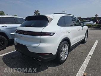 2024 Porsche Cayenne – miniatura 3