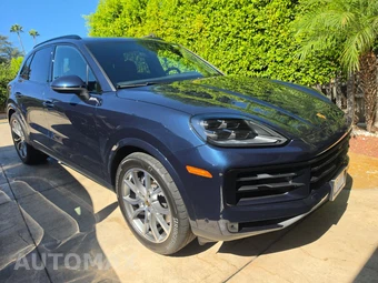 2024 Porsche Cayenne – miniatura 3