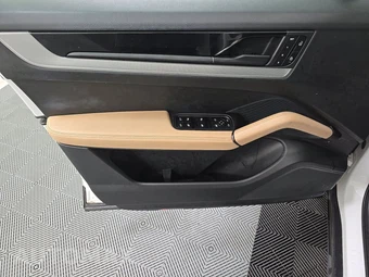 2024 Porsche Cayenne – miniatura 9