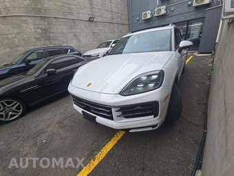 2024 Porsche Cayenne