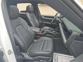 2024 Porsche Cayenne – miniatura 18