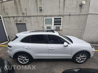 2024 Porsche Cayenne – miniatura 4