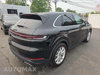 2024 Porsche Cayenne – miniatura 3