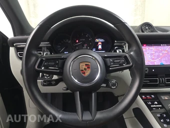 2024 Porsche Macan GTS - miniatura 10