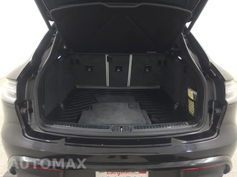 2024 Porsche Macan GTS - miniatura 16