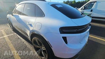 2024 Porsche Macan Turbo Electric – miniatura 22