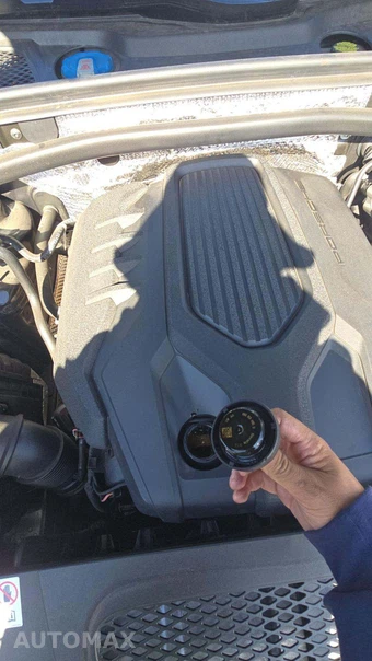 2024 Porsche Macan – miniatura 19