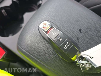 2024 Porsche Macan – miniatura 5