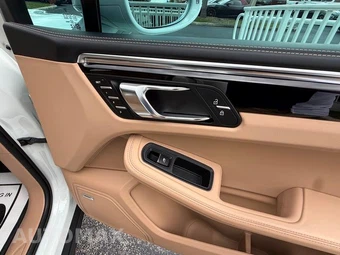 2024 Porsche Macan - miniatura 17