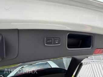 2024 Porsche Macan - miniatura 40