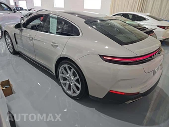 2024 Porsche Panamera 4 – miniatura 2
