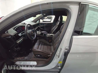 2024 Porsche Panamera 4 – miniatura 6