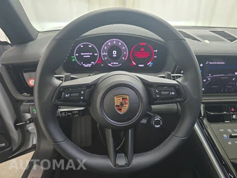 2024 Porsche Panamera 4 – miniatura 10